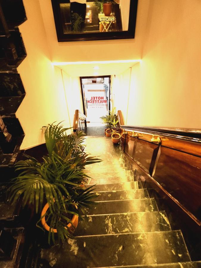 Hotel Multitech Premium Chandigarh Bagian luar foto